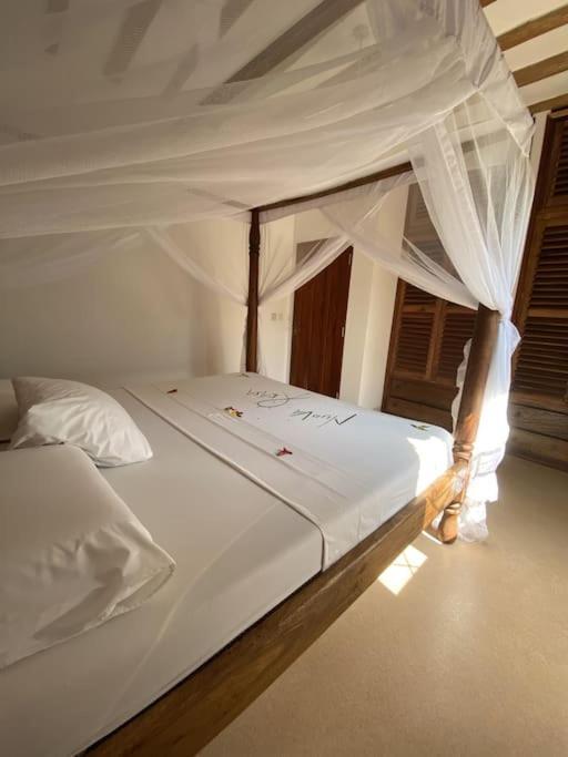 Tembo House - Rafiki Village Watamu