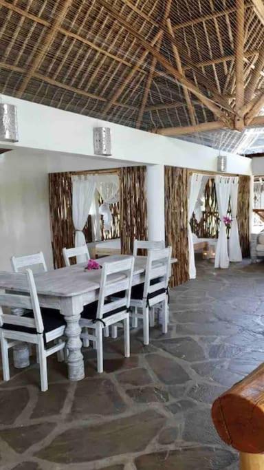 Villa Tembo House - Rafiki Village *