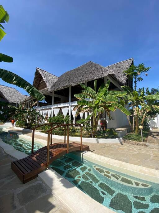 Tembo House - Rafiki Village Villa *